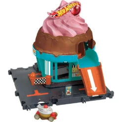 Hot Wheels City Downtown Ice Cream Swirl