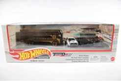 Hot Wheels Premium Collector Set - Track Day